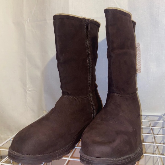 Muk Luks boots - Picture 3 of 4